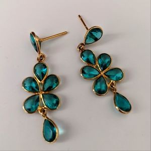 Vintage Green Glass and Gold earrings